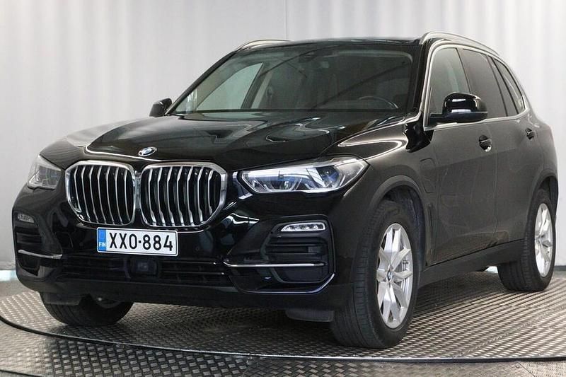 Musta Käytetty 2021 BMW X5 Katumaasturi | 45 900 € (Supertarjous) - Kuva 1/4