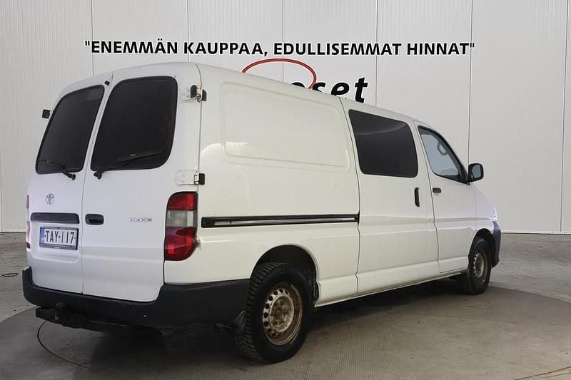 Käytetty Toyota HiAce Business Edition 117 HP (86 kW) 2008 Valkoinen Van