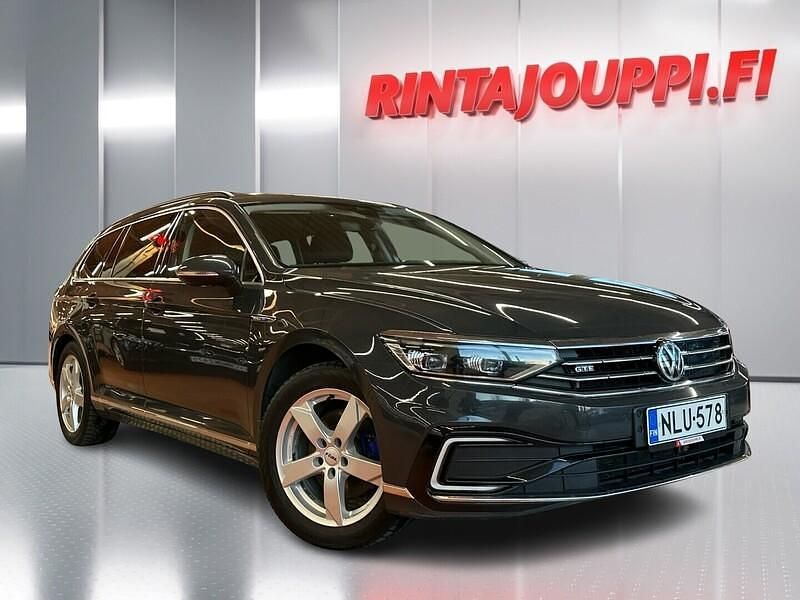 Käytetty 2020 VW Passat GTE Farmari | 17 800 € (Perustarjous) - Kuva 1/3