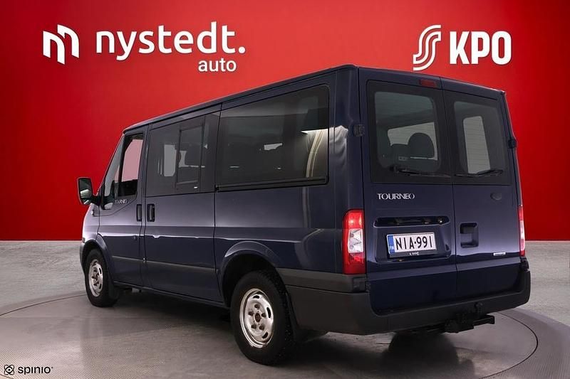 Käytetty Ford Tourneo Trend 140 HP (102 kW) 2012 Tila-auto