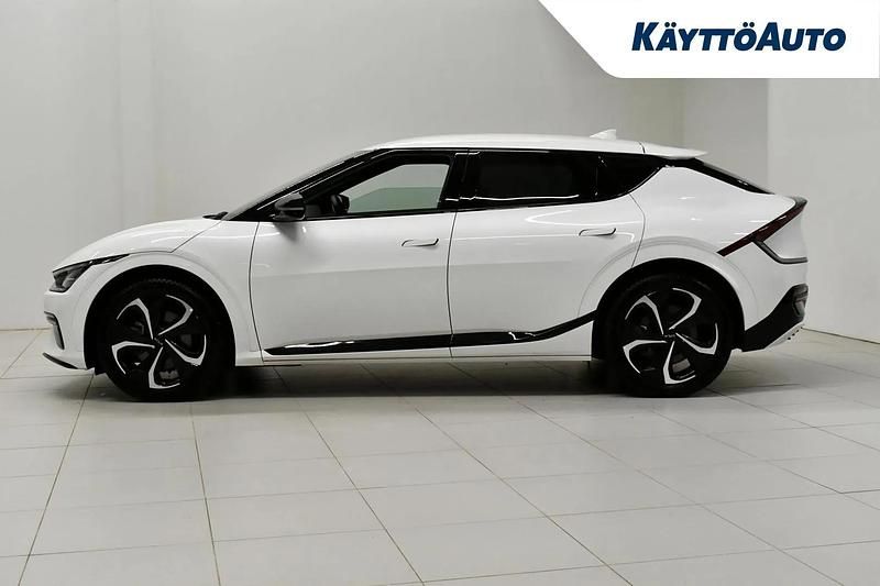 Käytetty Kia EV6 Comfort 430 kW (585 HP) 2024 Valkoinen Katumaasturi