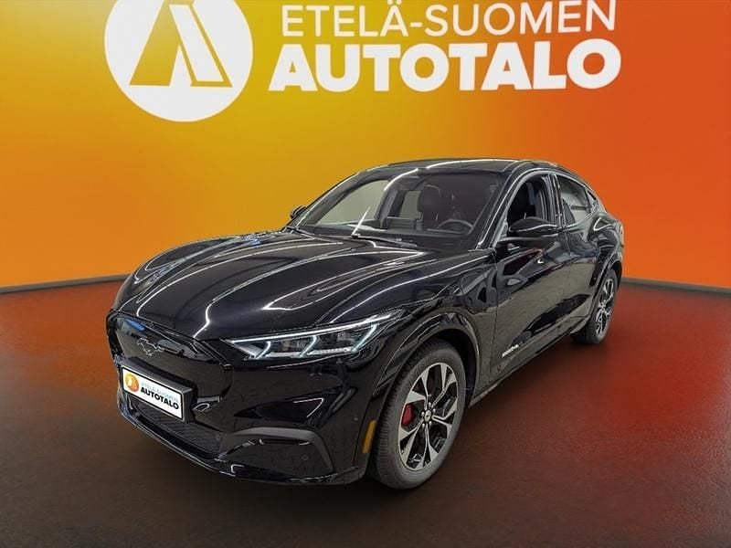 Käytetty Ford Mustang Mach-E 258 kW (351 HP) 2021 Musta Katumaasturi