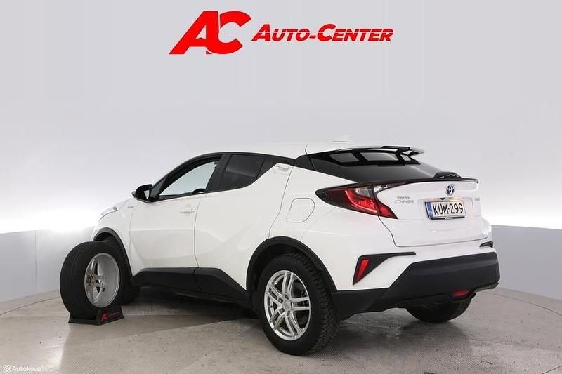Käytetty Toyota C-HR Active 122 HP (89 kW) 2021 Valkoinen Katumaasturi