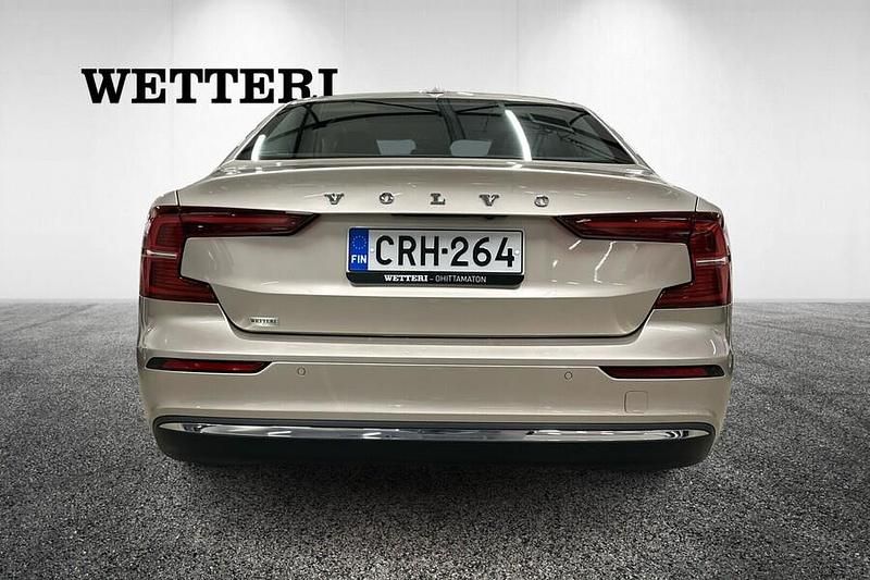 Käytetty Volvo S60 Performance 456 HP (335 kW) 2023 Sedan