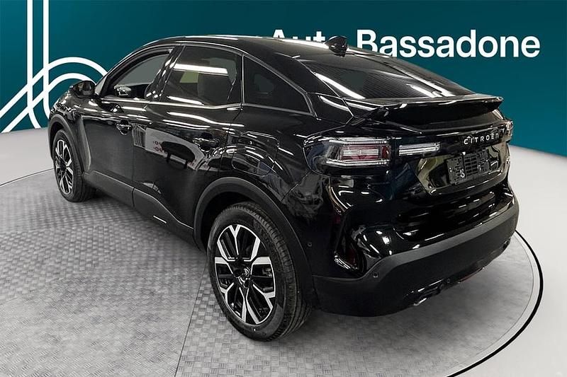 Käytetty Citroën C4 146 HP (107 kW) 2025 Viistoperä