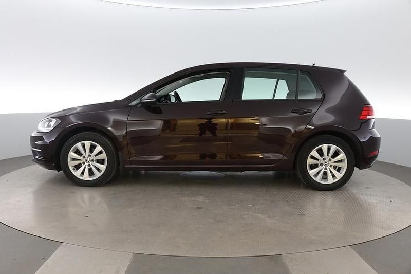 Käytetty VW Golf VII Comfortline 110 HP (80 kW) 2017 Viistoperä