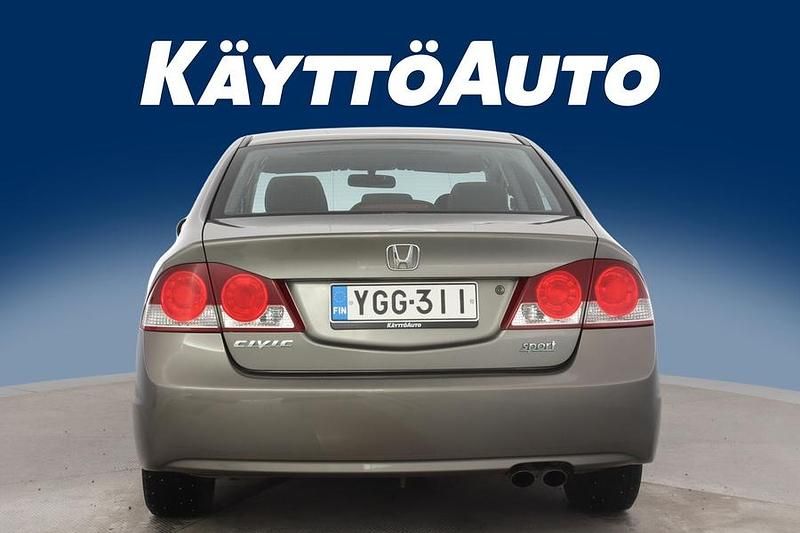 Käytetty Honda Civic Sport 140 HP (102 kW) 2007 Harmaa Viistoperä
