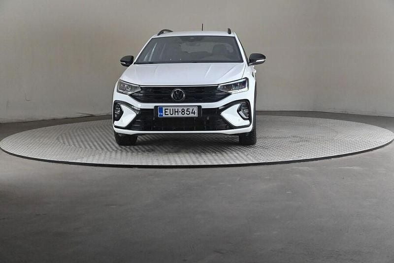Käytetty VW Taigo Business 110 HP (80 kW) 2022 Katumaasturi