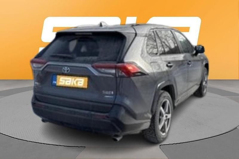 Käytetty Toyota RAV4 Hybrid Style 306 HP (225 kW) 2022 Katumaasturi