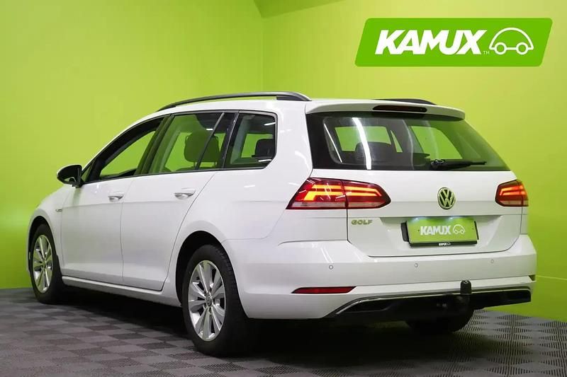 Käytetty VW Golf VII 110 HP (80 kW) 2018 Valkoinen Farmari
