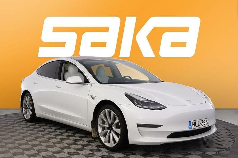 Käytetty Tesla Model 3 339 kW (462 HP) 2019 Sedan