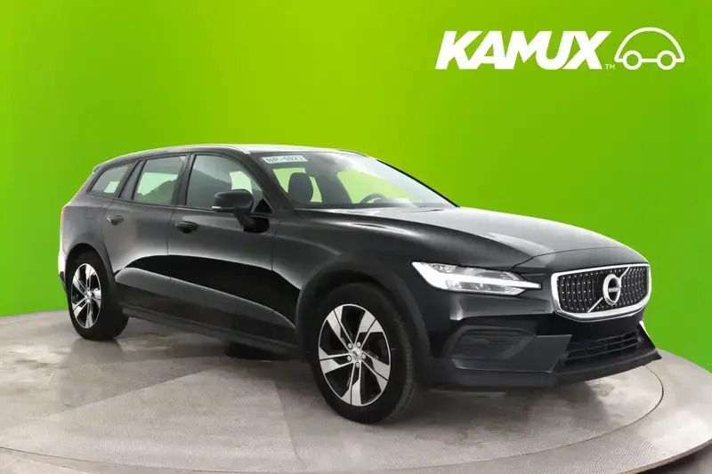 Musta Käytetty 2019 Volvo V60 CC Momentum Farmari | 26 500 € (Supertarjous) - Kuva 1/4