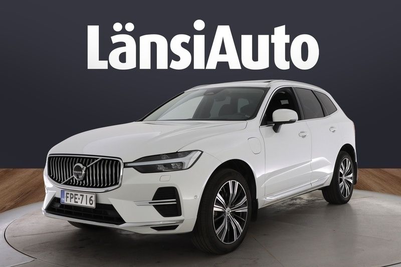 Valkoinen Käytetty 2022 Volvo XC60 Ultimate Katumaasturi | 42 780 € (Perustarjous) - Kuva 1/2