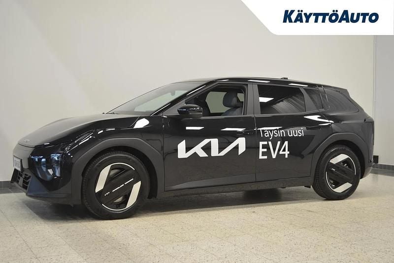 Uusi Kia EV4 Premium 150 kW (204 HP) 2026 Musta Viistoperä