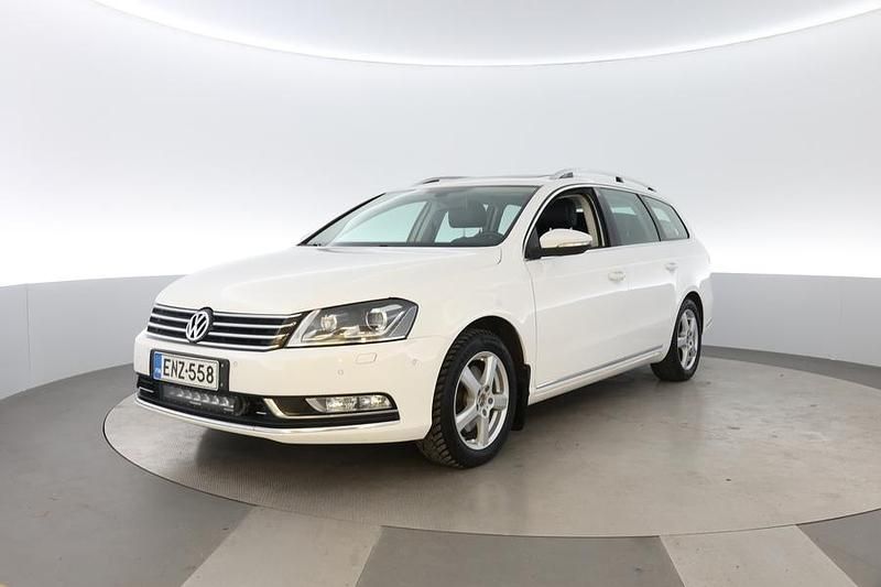 Käytetty 2014 VW Passat Highline Farmari | 7 990 € (Kallis) - Kuva 1/4