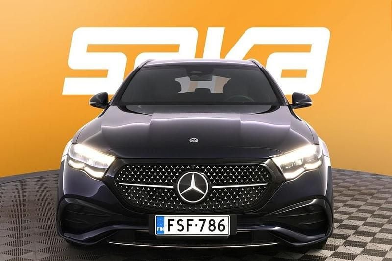 Käytetty Mercedes E300 AMG 313 HP (230 kW) 2024 Farmari