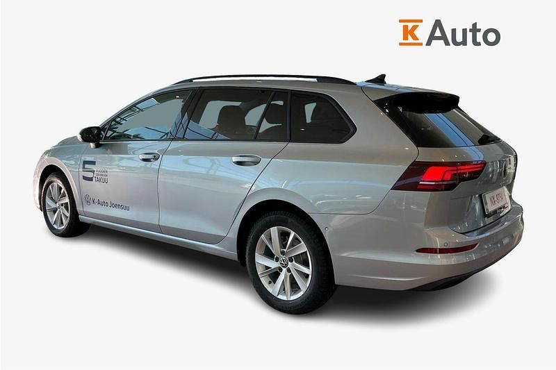 Uusi VW Golf VIII Comfortline 114 HP (83 kW) 2026 Harmaa Farmari