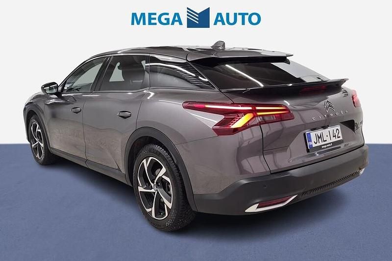 Käytetty Citroën C5 X Comfort 131 HP (96 kW) 2023 Harmaa Farmari