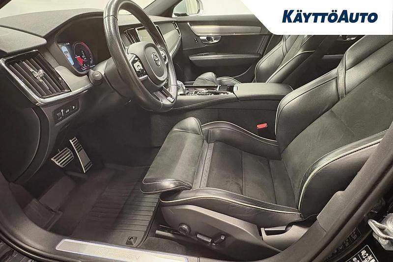 Käytetty Volvo S90 R-Design 320 HP (235 kW) 2018 Musta Sedan