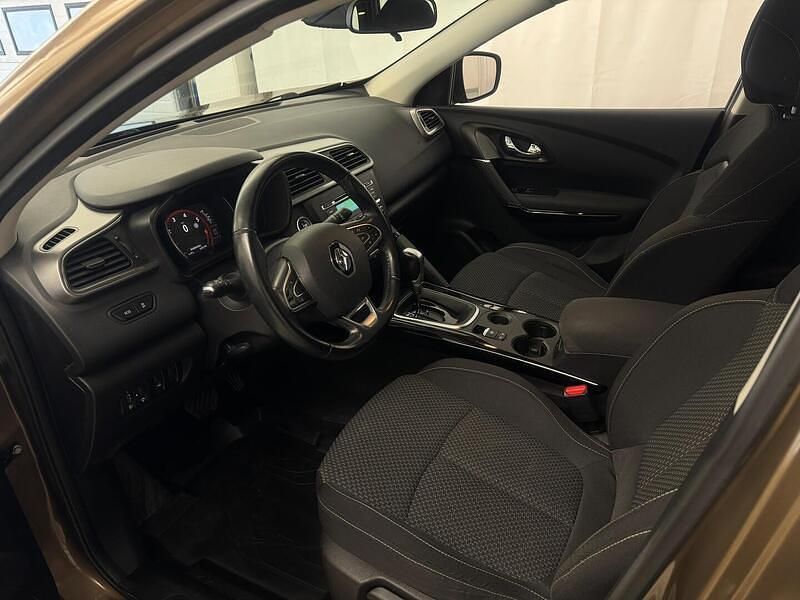 Käytetty Renault Kadjar Zen 131 HP (96 kW) 2017 Ruskea Katumaasturi