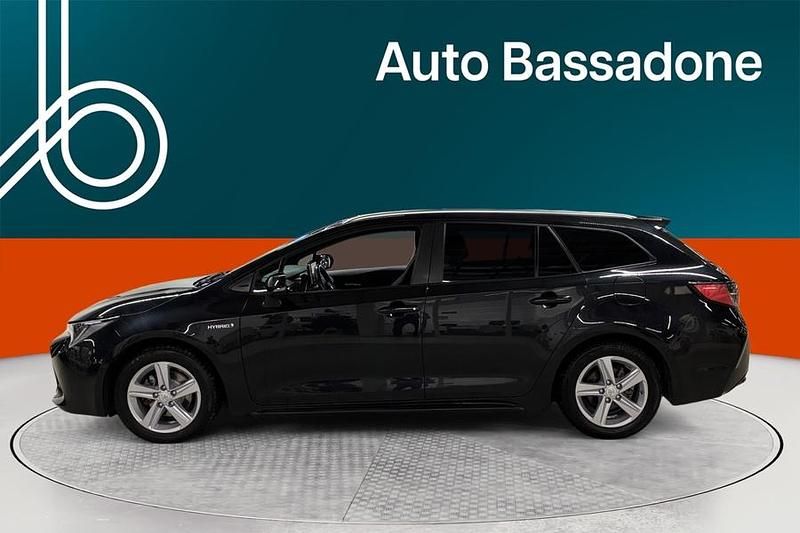 Käytetty Toyota Corolla Active 122 HP (89 kW) 2021 Farmari