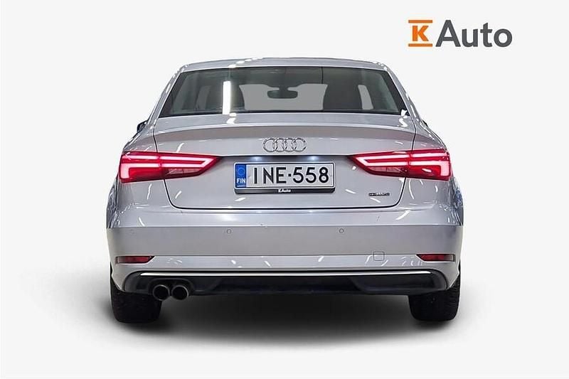 Käytetty Audi A3 Business 190 HP (139 kW) 2017 Sedan
