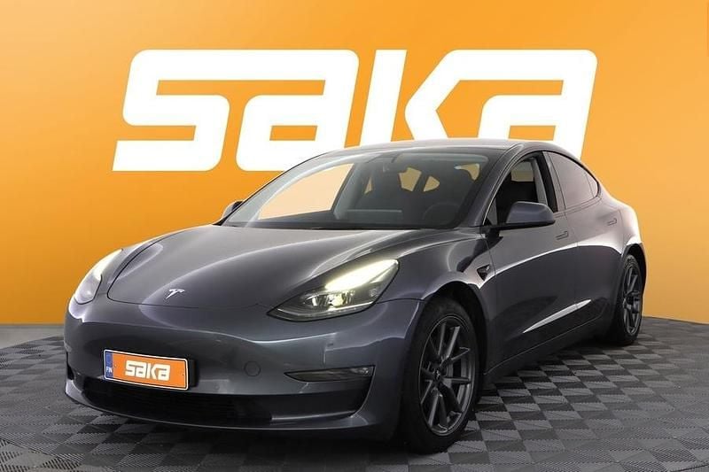 Käytetty Tesla Model 3 Long Range AWD 258 kW (351 HP) 2021 Sedan
