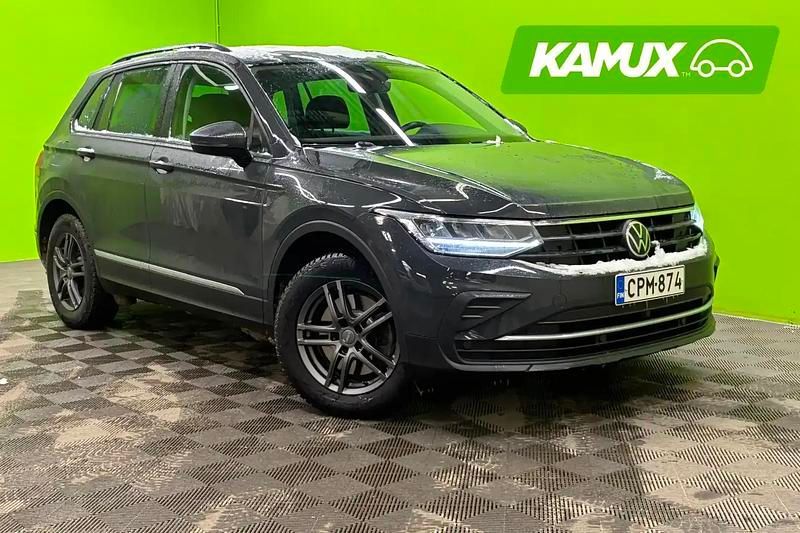 Käytetty VW Tiguan 245 HP (180 kW) 2021 Hopea / harmaa Katumaasturi