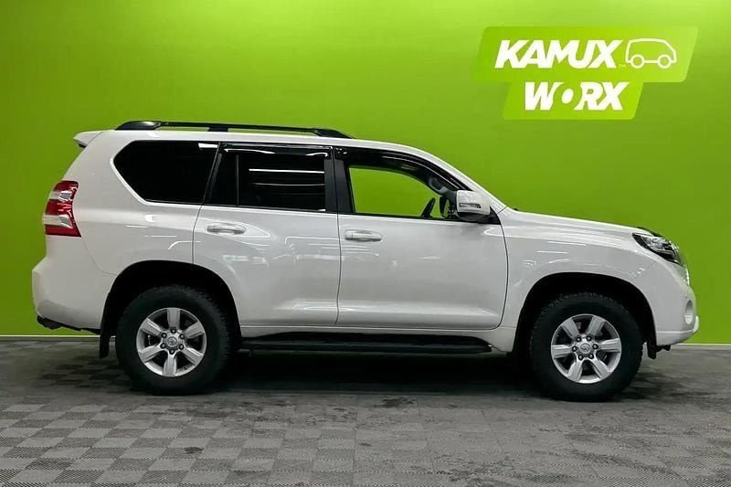 Käytetty Toyota Land Cruiser Executive 177 HP (130 kW) 2017 Valkoinen Katumaasturi
