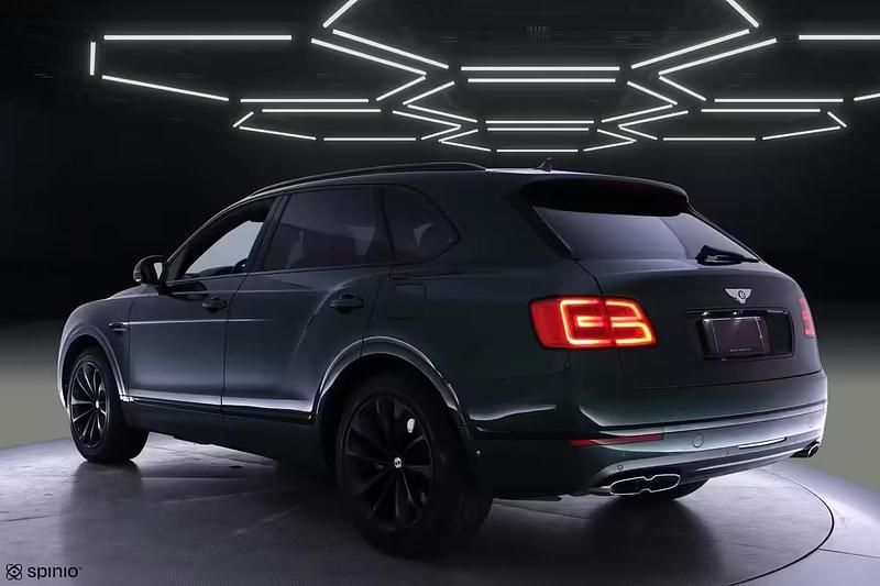 Käytetty Bentley Bentayga 340 HP (250 kW) 2019 Katumaasturi