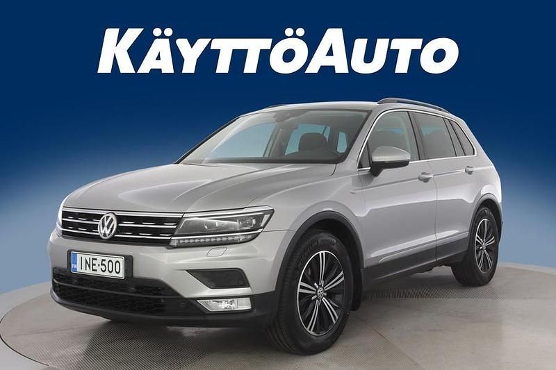 Harmaa Käytetty 2017 VW Tiguan Comfortline Katumaasturi | 21 800 € (Perustarjous) - Kuva 1/4