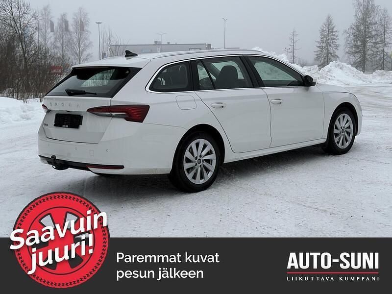 Käytetty Skoda Octavia Selection 116 HP (85 kW) 2025 Sedan