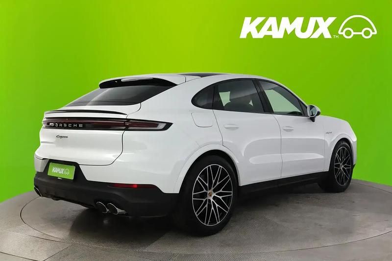 Käytetty Porsche Cayenne 471 HP (346 kW) 2024 Valkoinen Katumaasturi