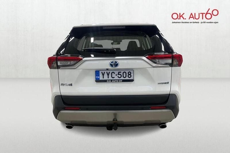 Käytetty Toyota RAV4 Hybrid Edition 178 HP (130 kW) 2024 Katumaasturi