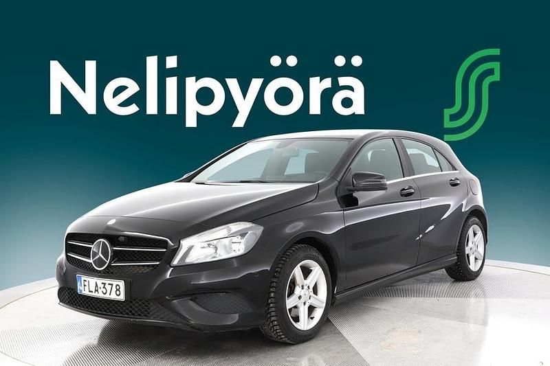 Musta Käytetty 2013 Mercedes A180 Business Viistoperä | 8 990 € (Perustarjous) - Kuva 1/3