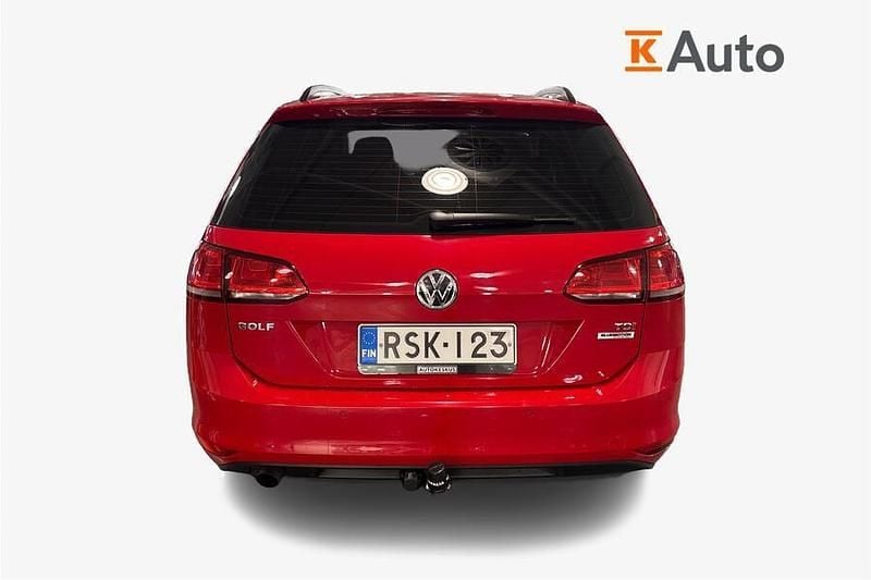 Käytetty VW Golf VII Allstar 110 HP (80 kW) 2017 Punainen Farmari