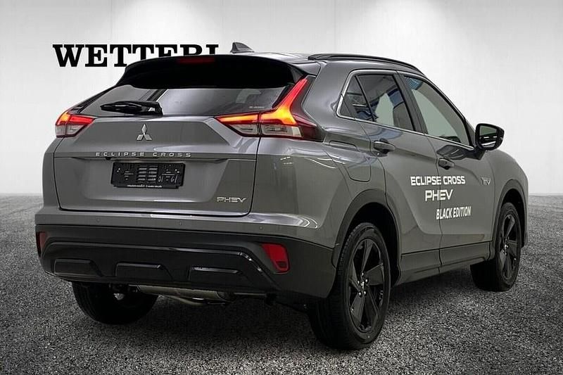 Käytetty Mitsubishi Eclipse Cross Edition 185 HP (136 kW) 2024 Harmaa Katumaasturi