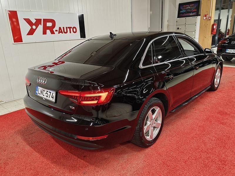 Käytetty Audi A4 Business 150 HP (110 kW) 2016 Sedan