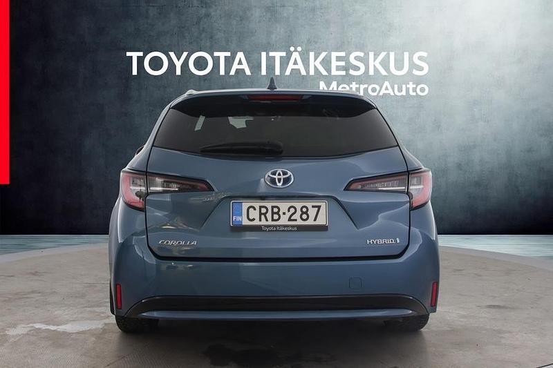 Käytetty Toyota Corolla Edition 122 HP (89 kW) 2022 Sininen Farmari