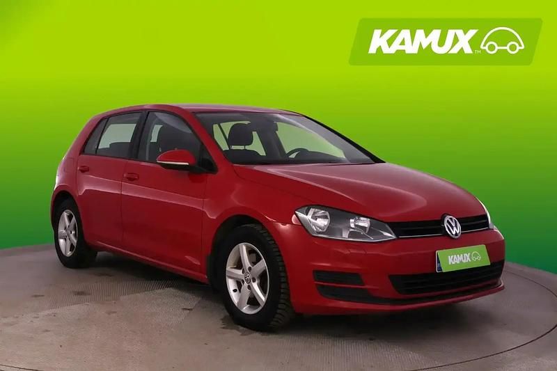 Käytetty VW Golf VII Comfortline 122 HP (89 kW) 2013 Punainen Sedan