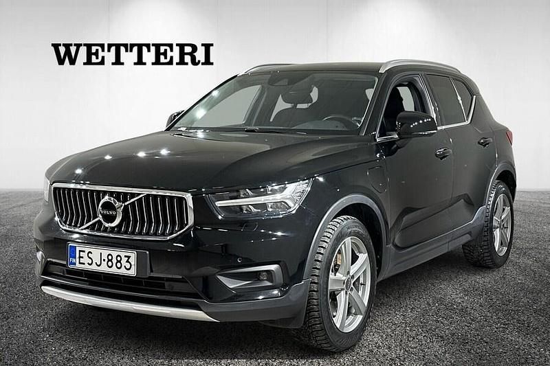 Käytetty Volvo XC40 Business Edition 262 HP (192 kW) 2020 Musta Katumaasturi