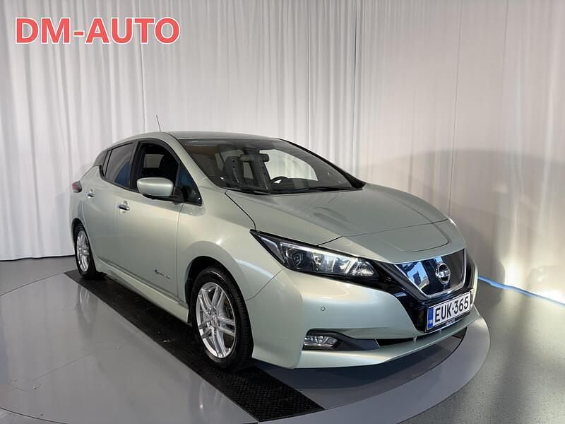 Käytetty Nissan Leaf 360º 110 kW (150 HP) 2018 Vihreä Viistoperä