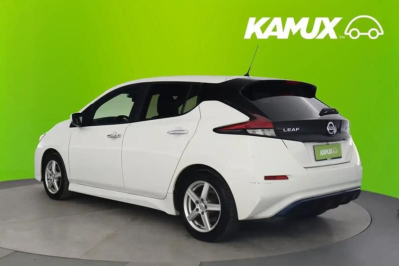 Käytetty Nissan Leaf Acenta 160 kW (218 HP) 2020 Valkoinen Viistoperä