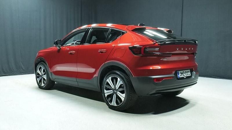 Käytetty Volvo C40 Plus 169 kW (231 HP) 2023 Punainen Katumaasturi