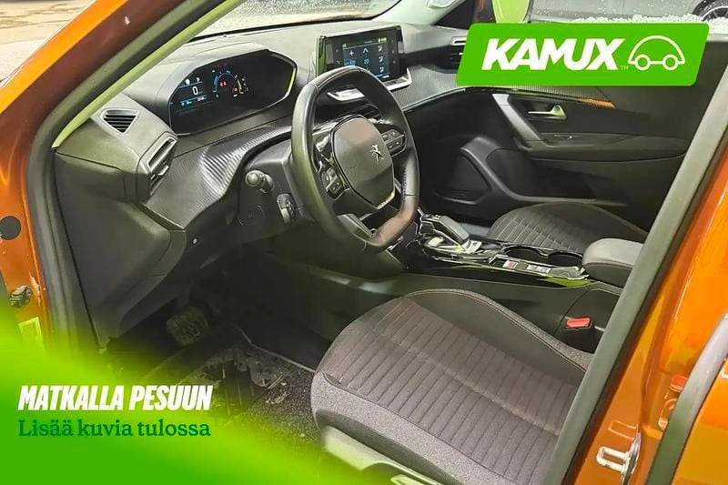 Käytetty Peugeot e-2008 Active 100 kW (136 HP) 2021 Fusion orange paint/painted metallic ext trim type Katumaasturi