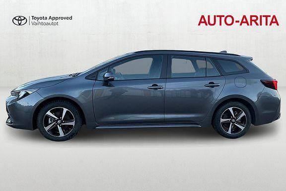 Käytetty Toyota Corolla Active 138 HP (101 kW) 2024 Harmaa Farmari