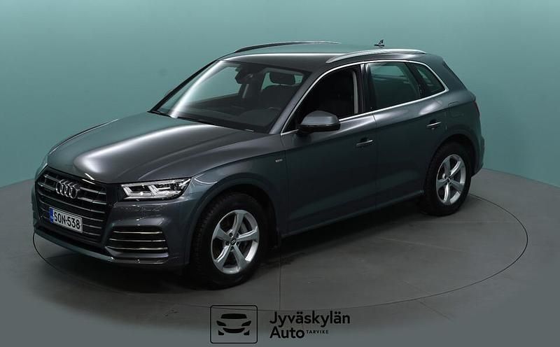 Harmaa Käytetty 2020 Audi Q5 Katumaasturi | 33 990 € (Perustarjous) - Kuva 1/3