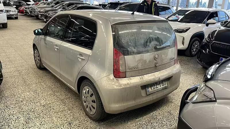 Käytetty Skoda Citigo Ambition 75 HP (55 kW) 2012 Ruskea Viistoperä