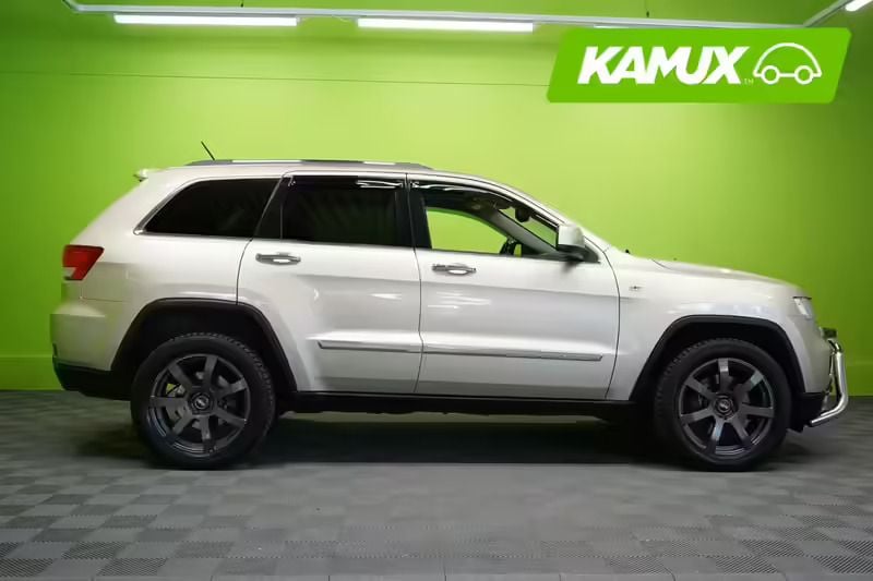 Käytetty Jeep Grand Cherokee Overland 241 HP (177 kW) 2012 Ruskea Katumaasturi
