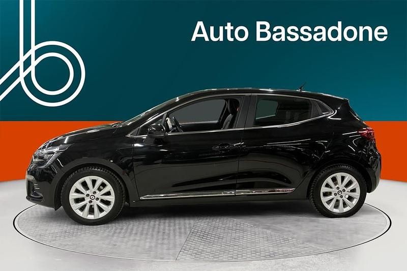 Käytetty Renault Clio V Intens 91 HP (66 kW) 2023 Viistoperä